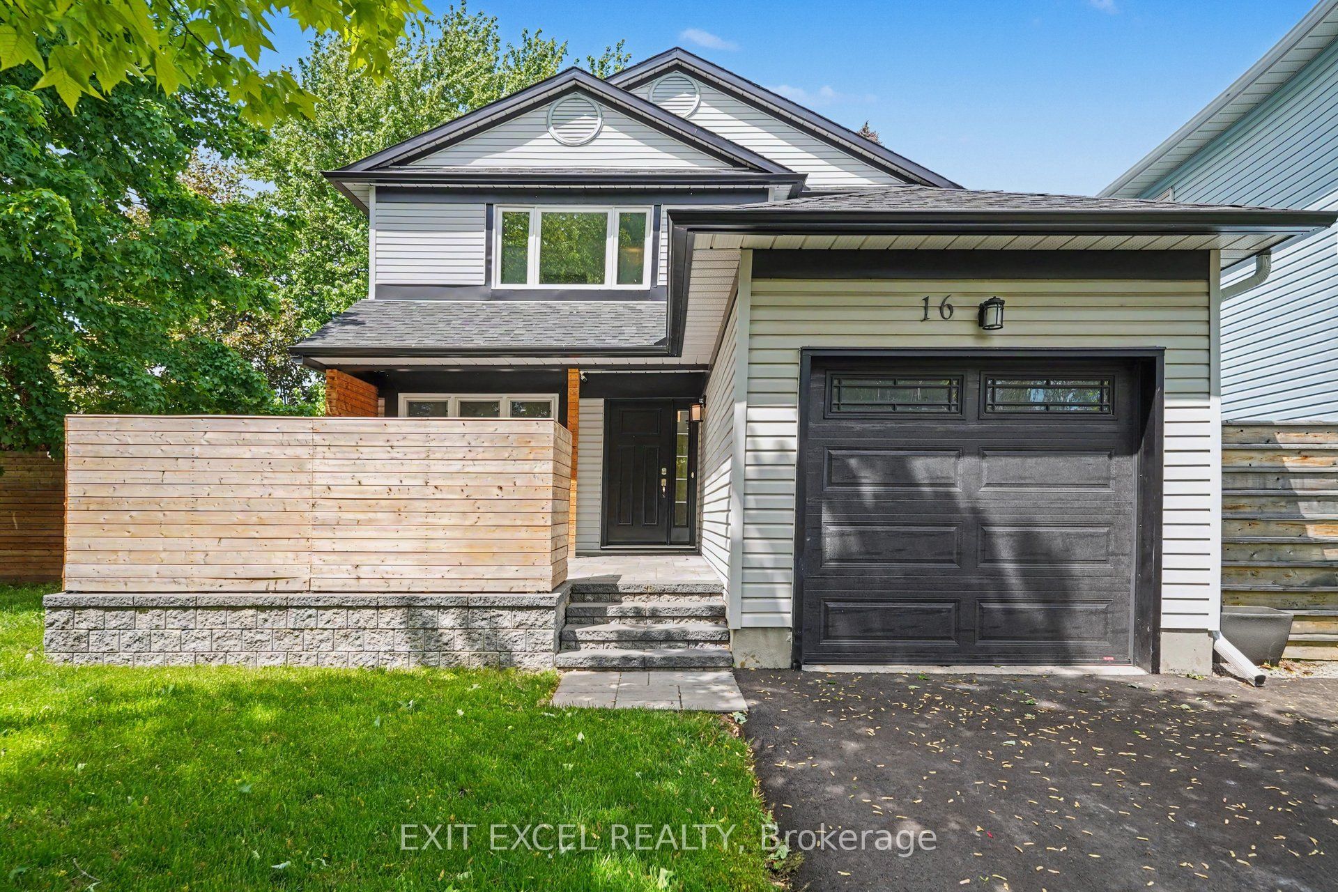 16 Lima Way Property Photo 1