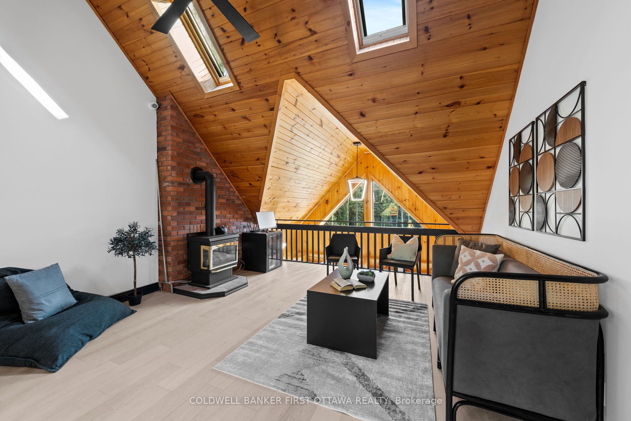 9 Lucas Lane Property Photo 21