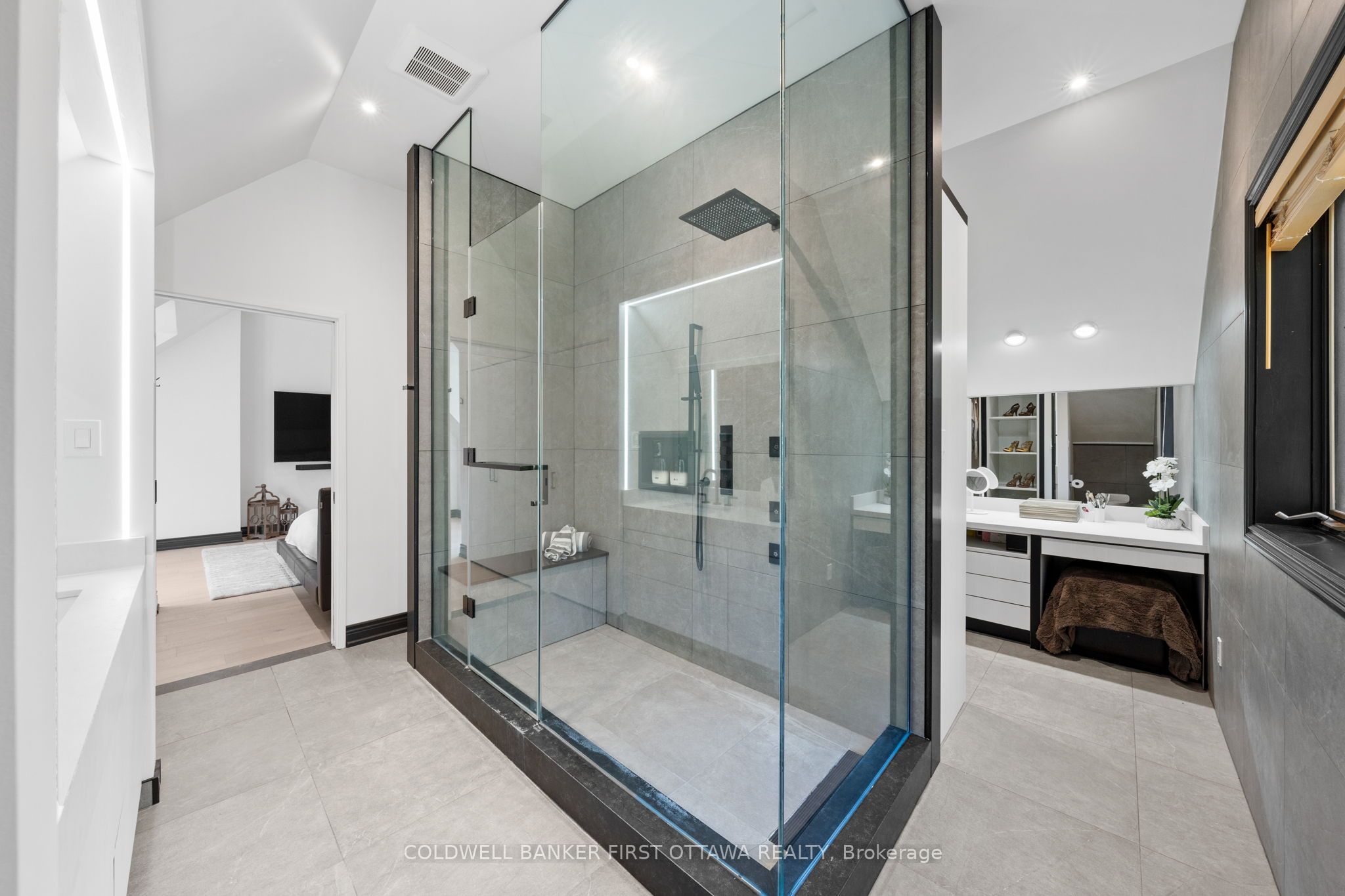 9 Lucas Lane Property Photo 26