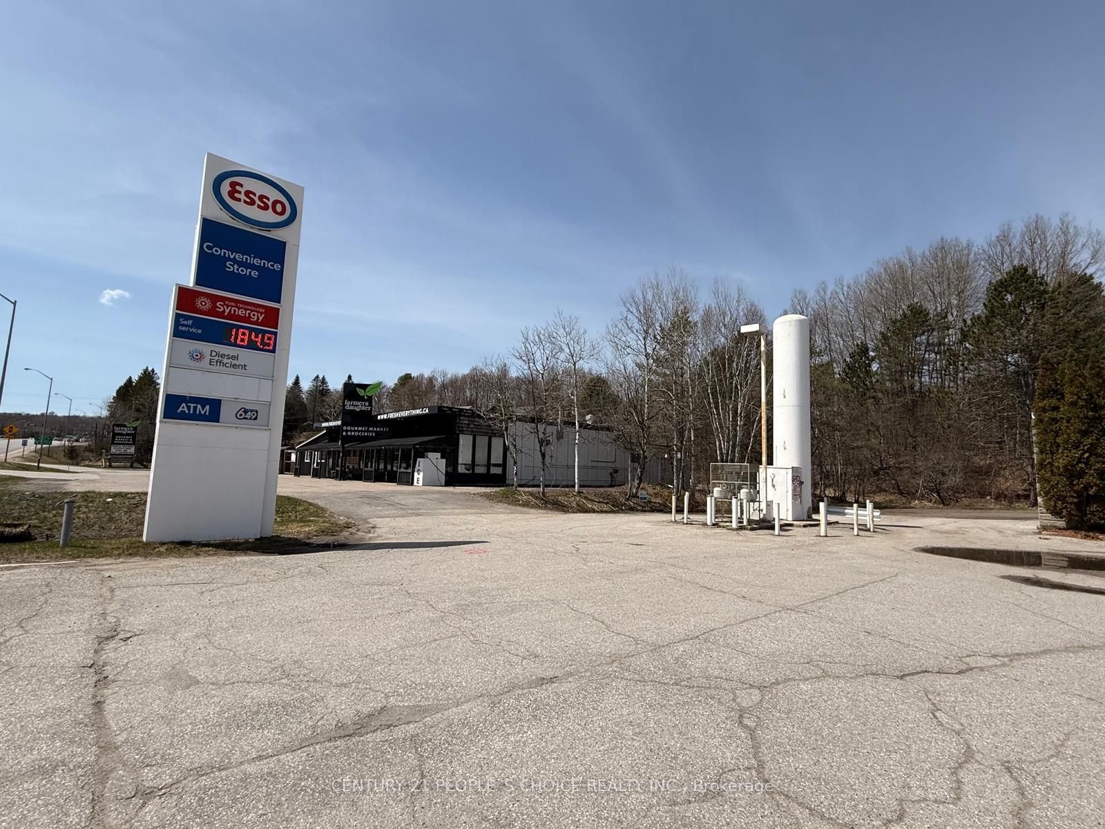 134 Highway 60 Property Photo 4