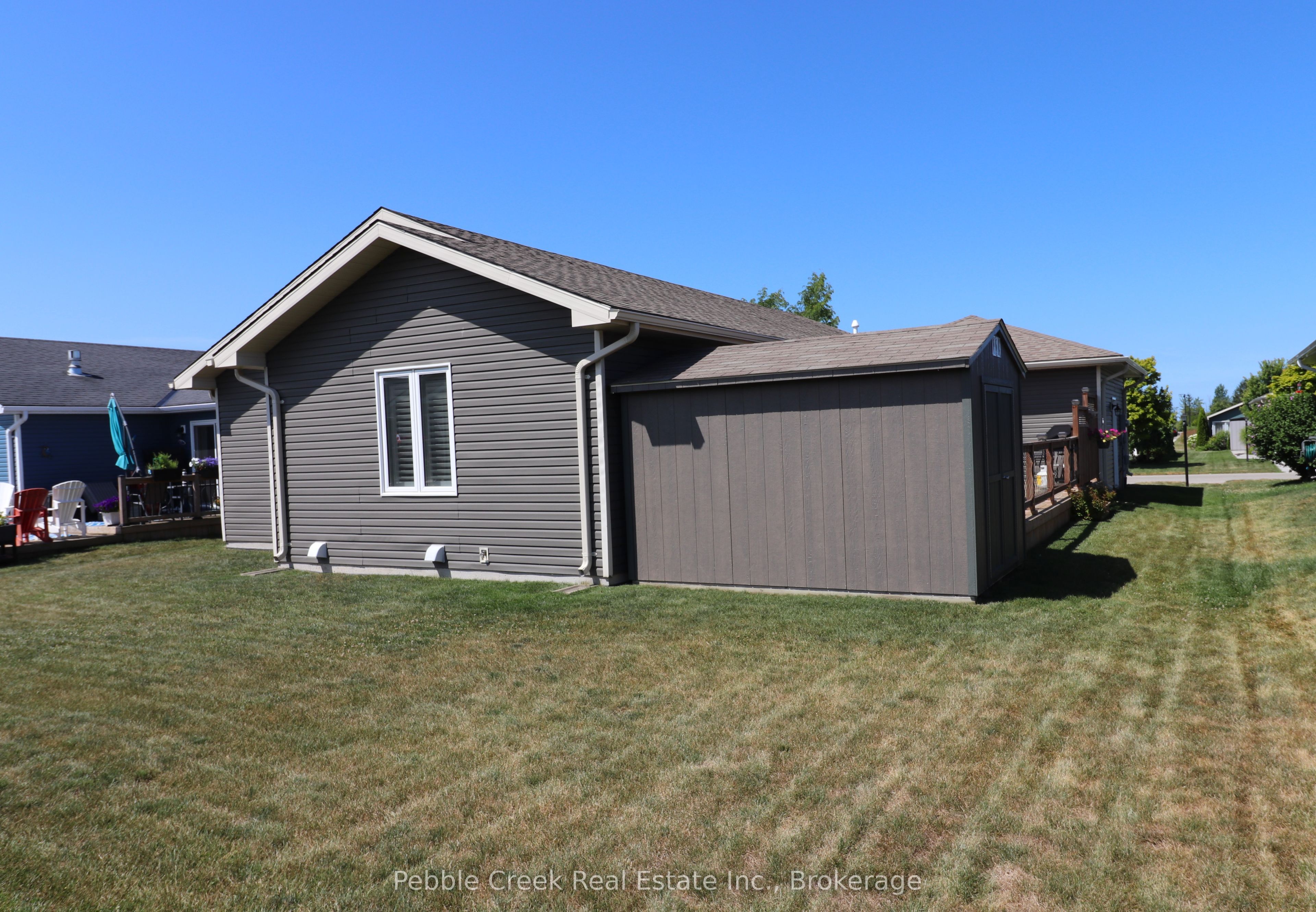 24 Huron Heights Drive Property Photo 26