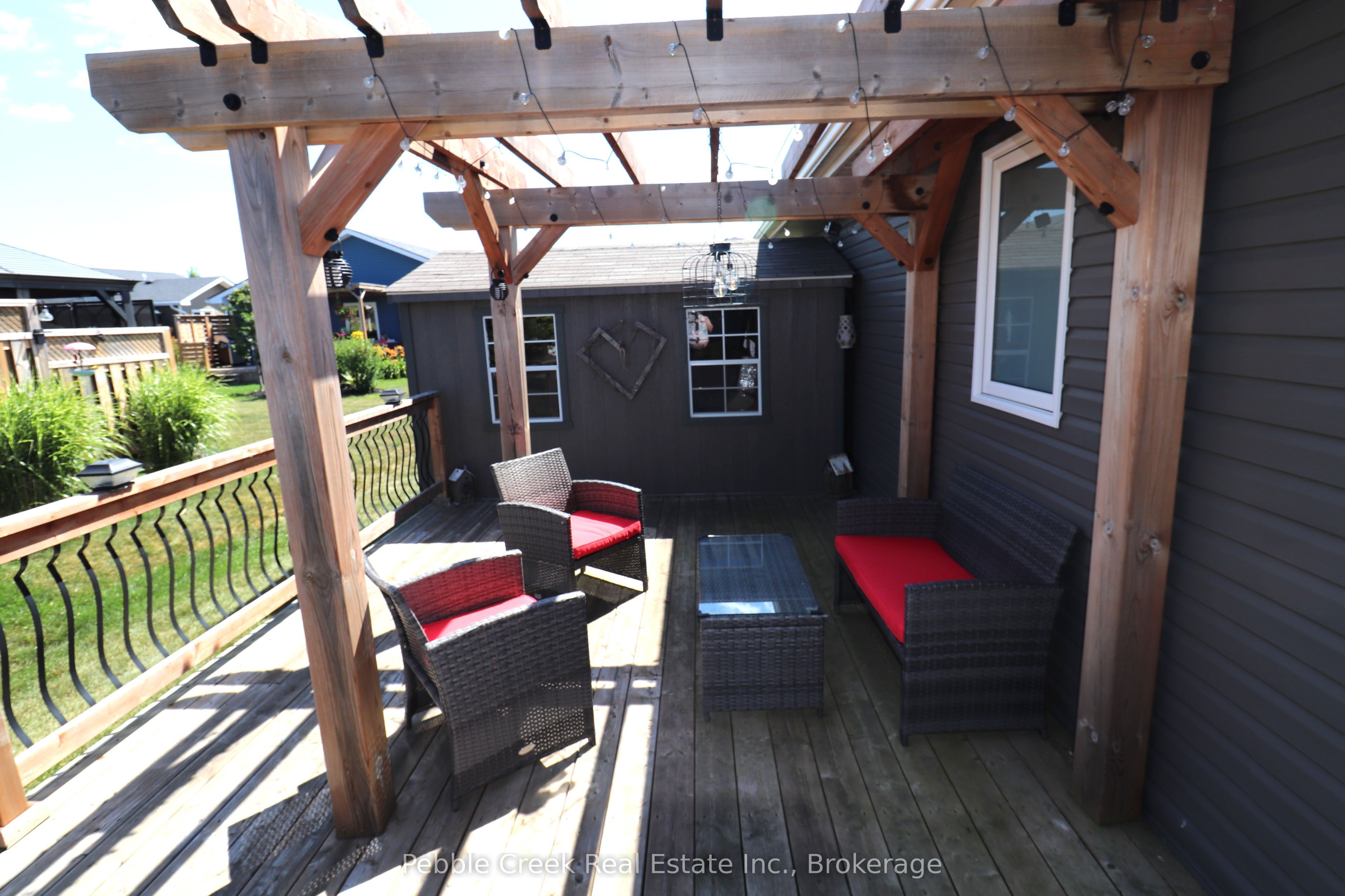 24 Huron Heights Drive Property Photo 29