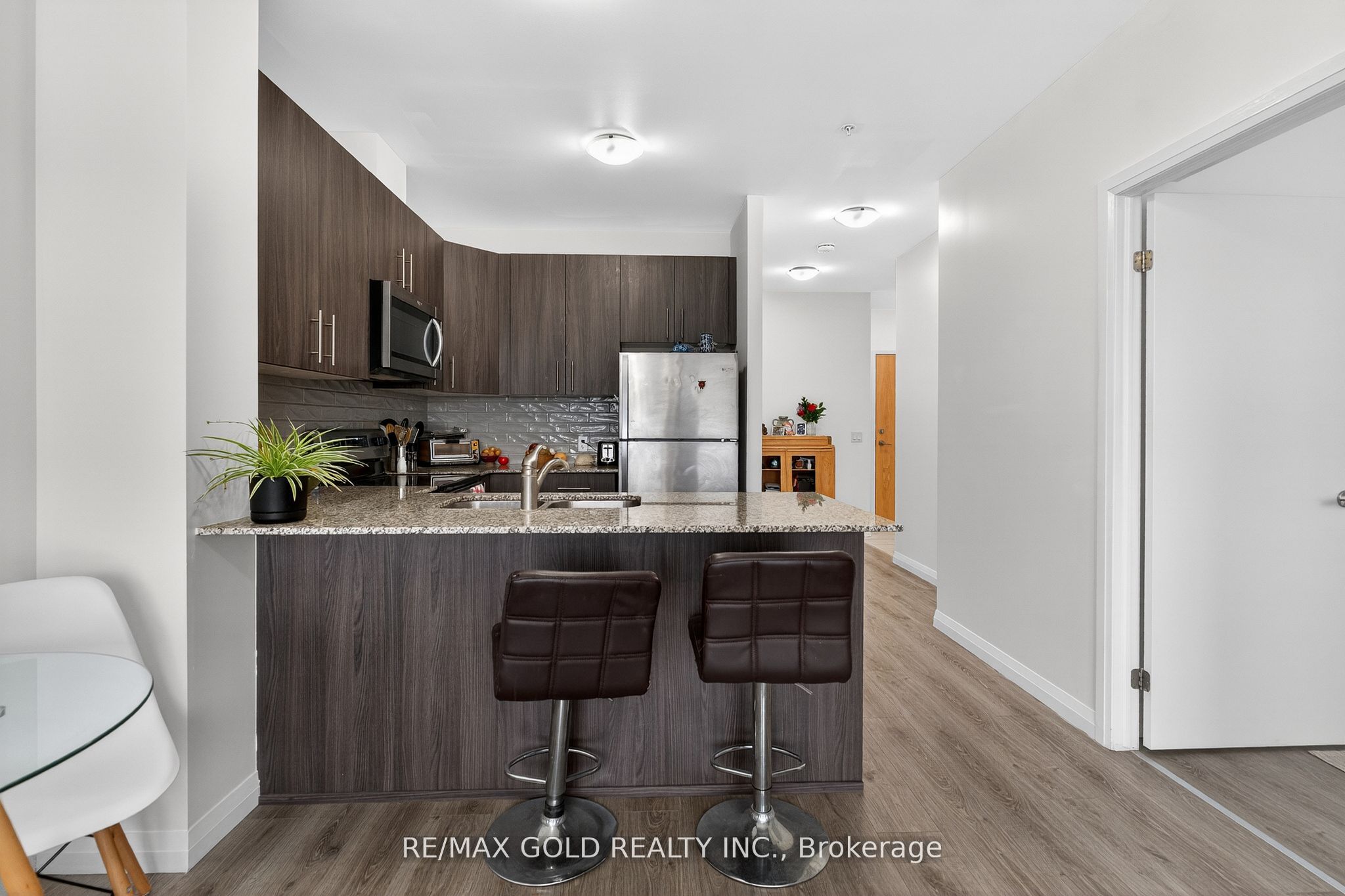 104 Garment Street 1010 Property Photo 25