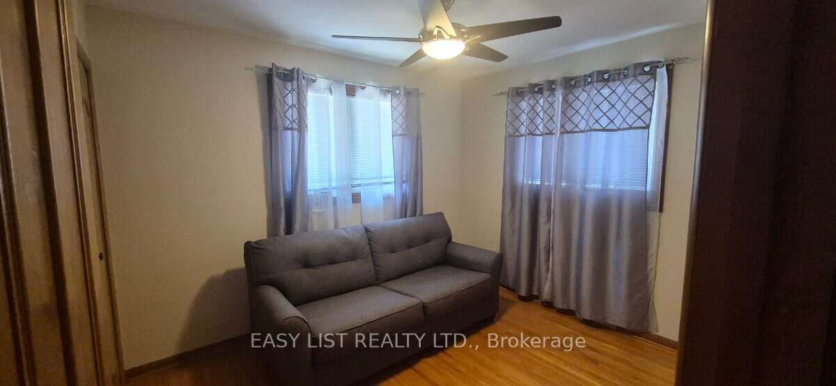 2371 Alexis Road Property Photo 19