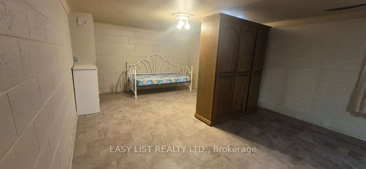 2371 Alexis Road Property Photo 34