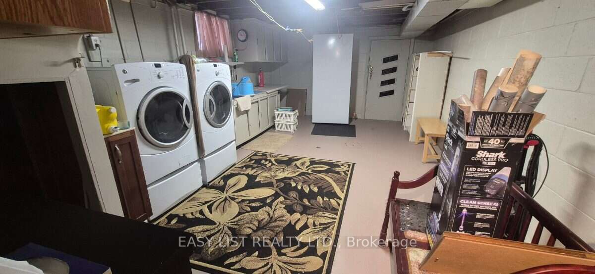 2371 Alexis Road Property Photo 37