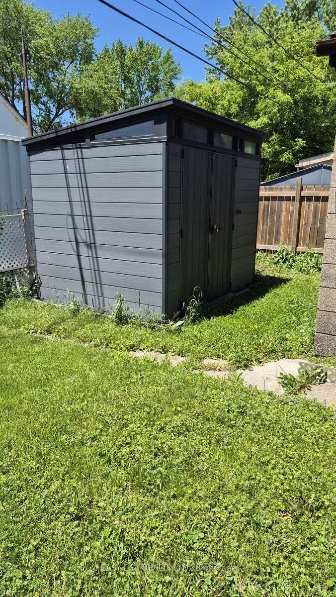 2371 Alexis Road Property Photo 42