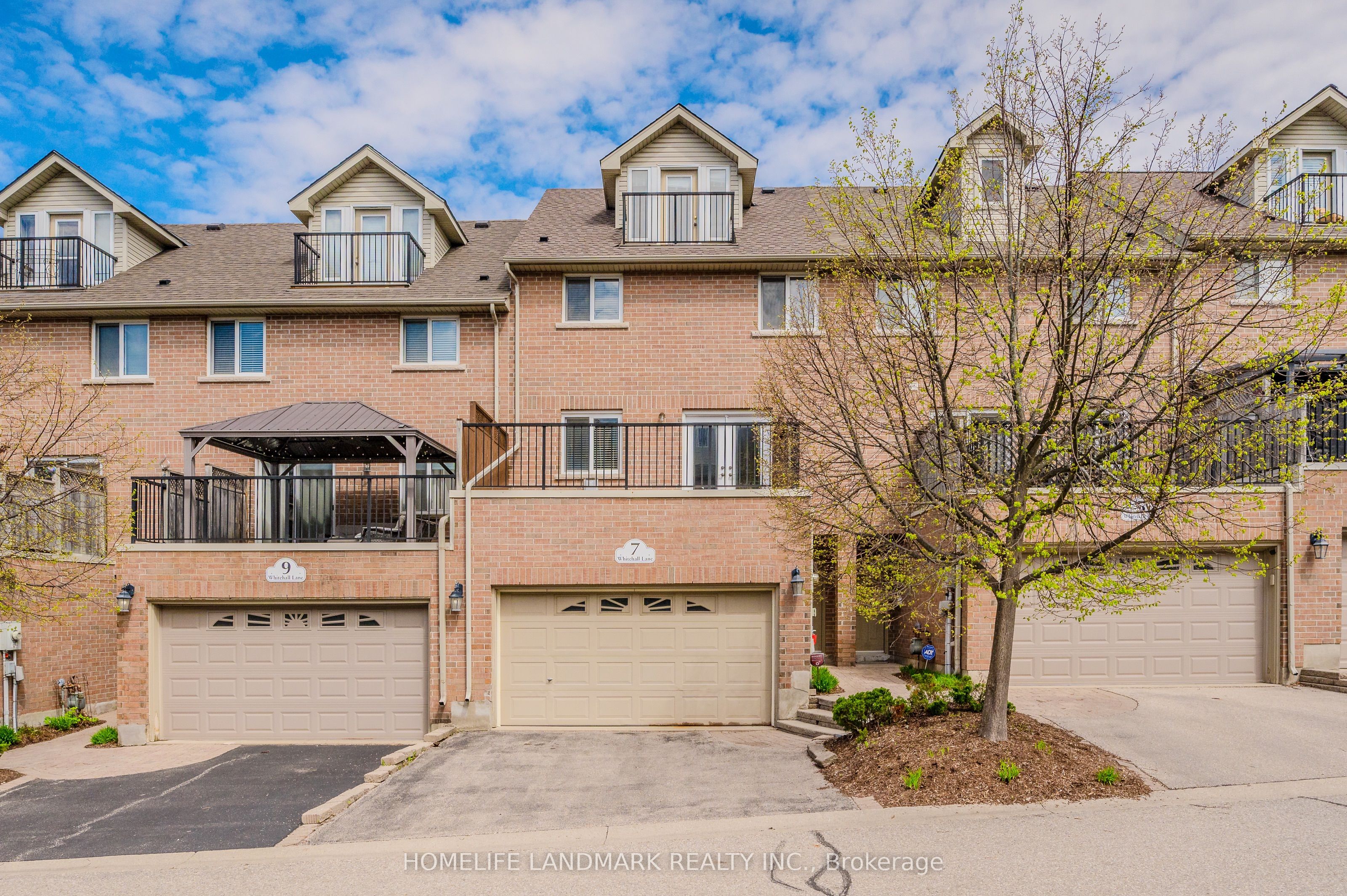 7 Whitehall Lane Property Photo 1