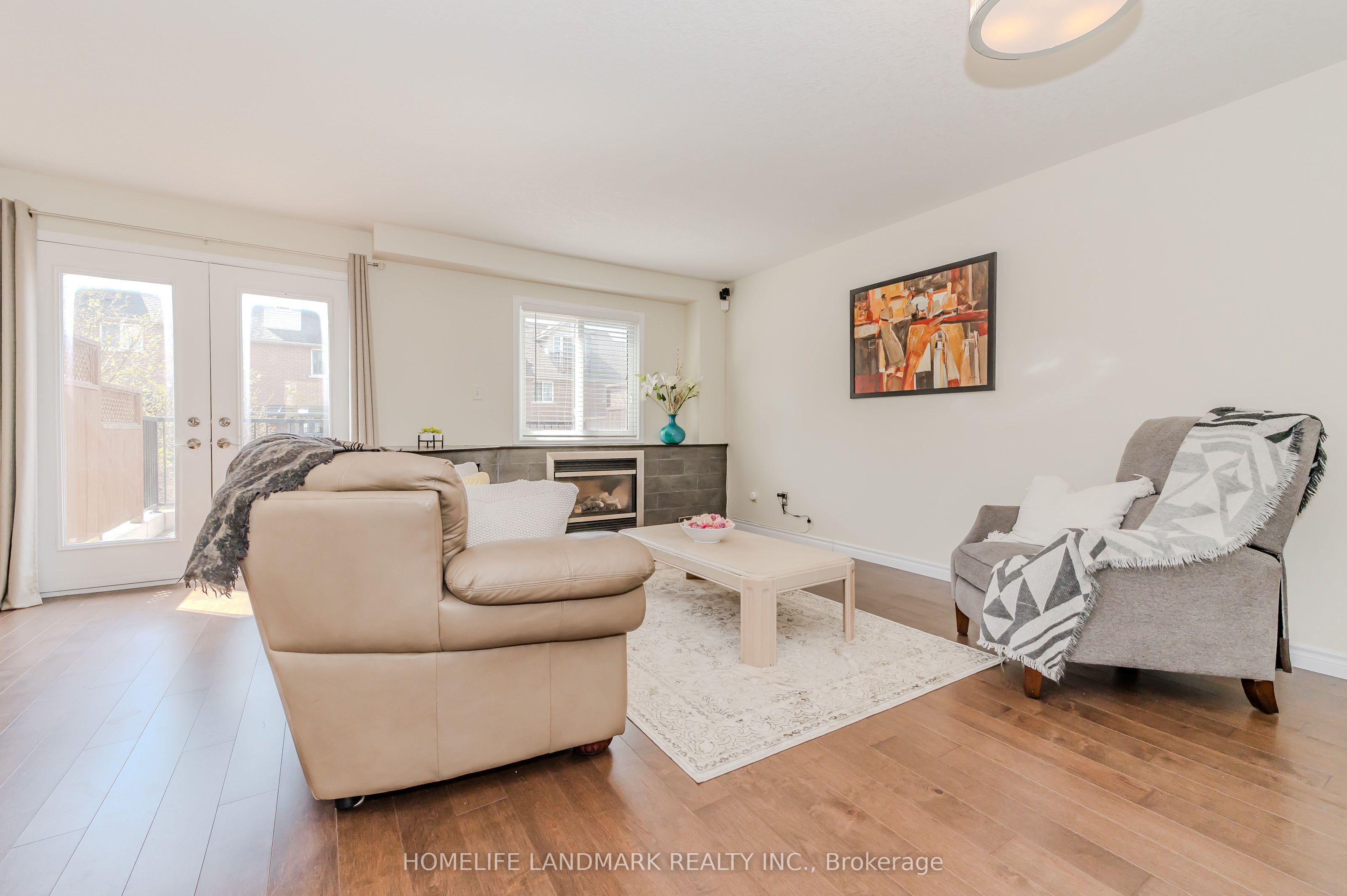 7 Whitehall Lane Property Photo 10