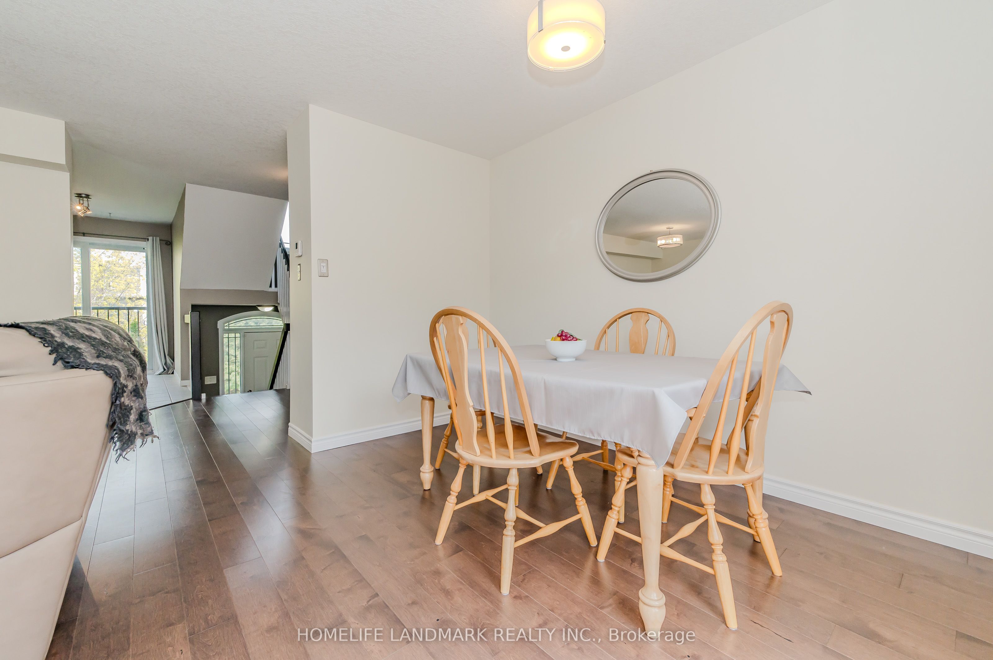 7 Whitehall Lane Property Photo 13
