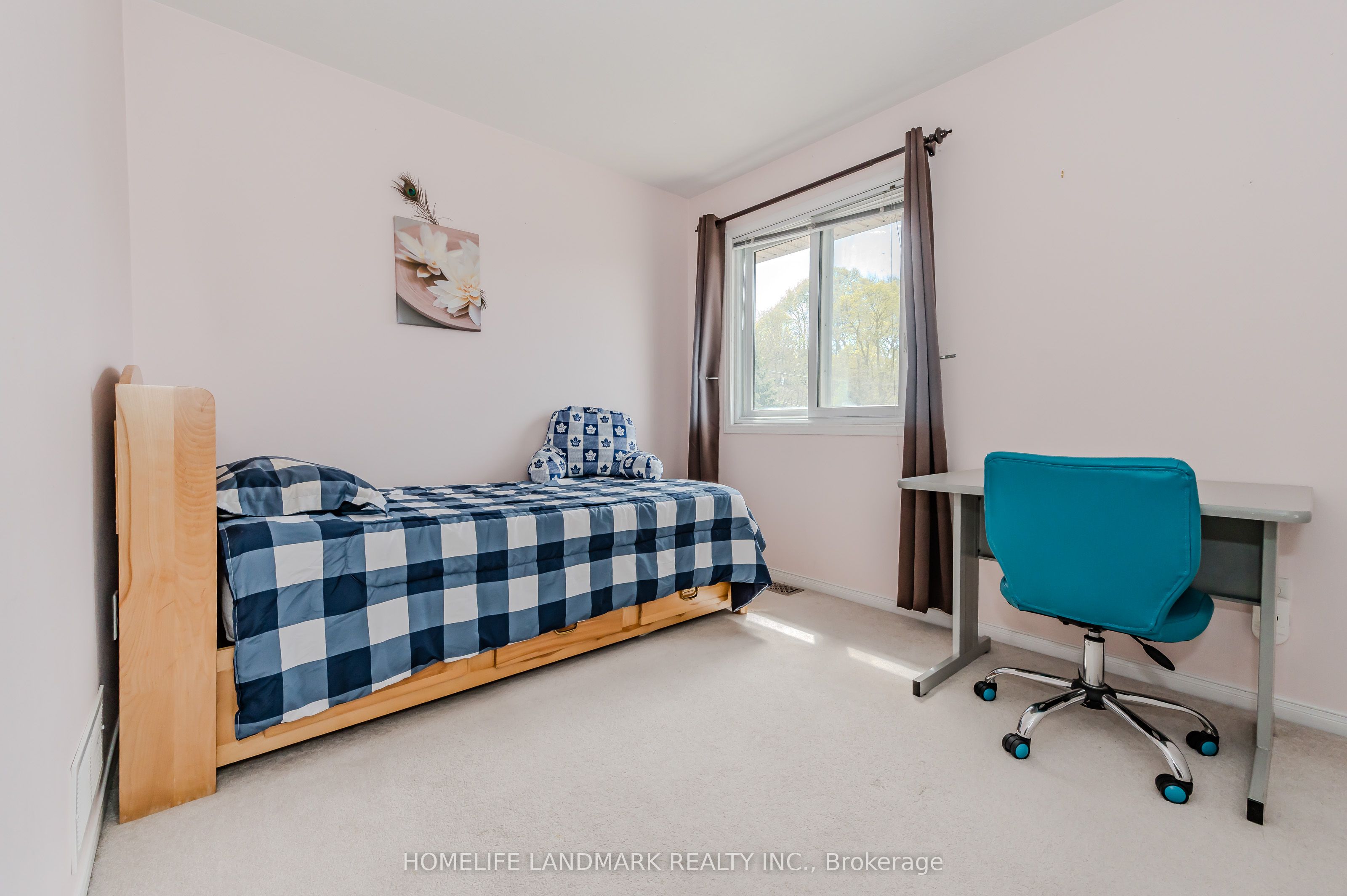 7 Whitehall Lane Property Photo 26
