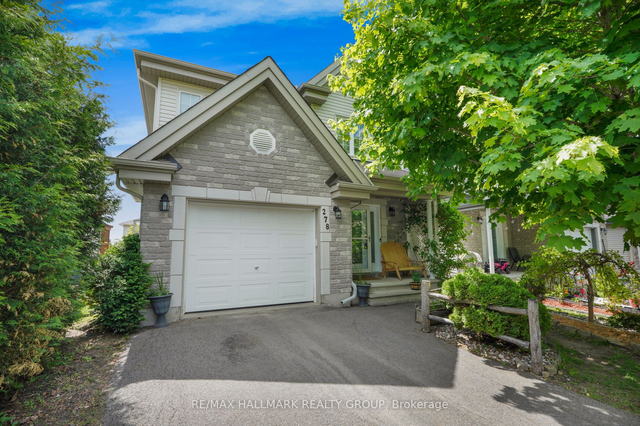 278 MICA Crescent Property Photo 1