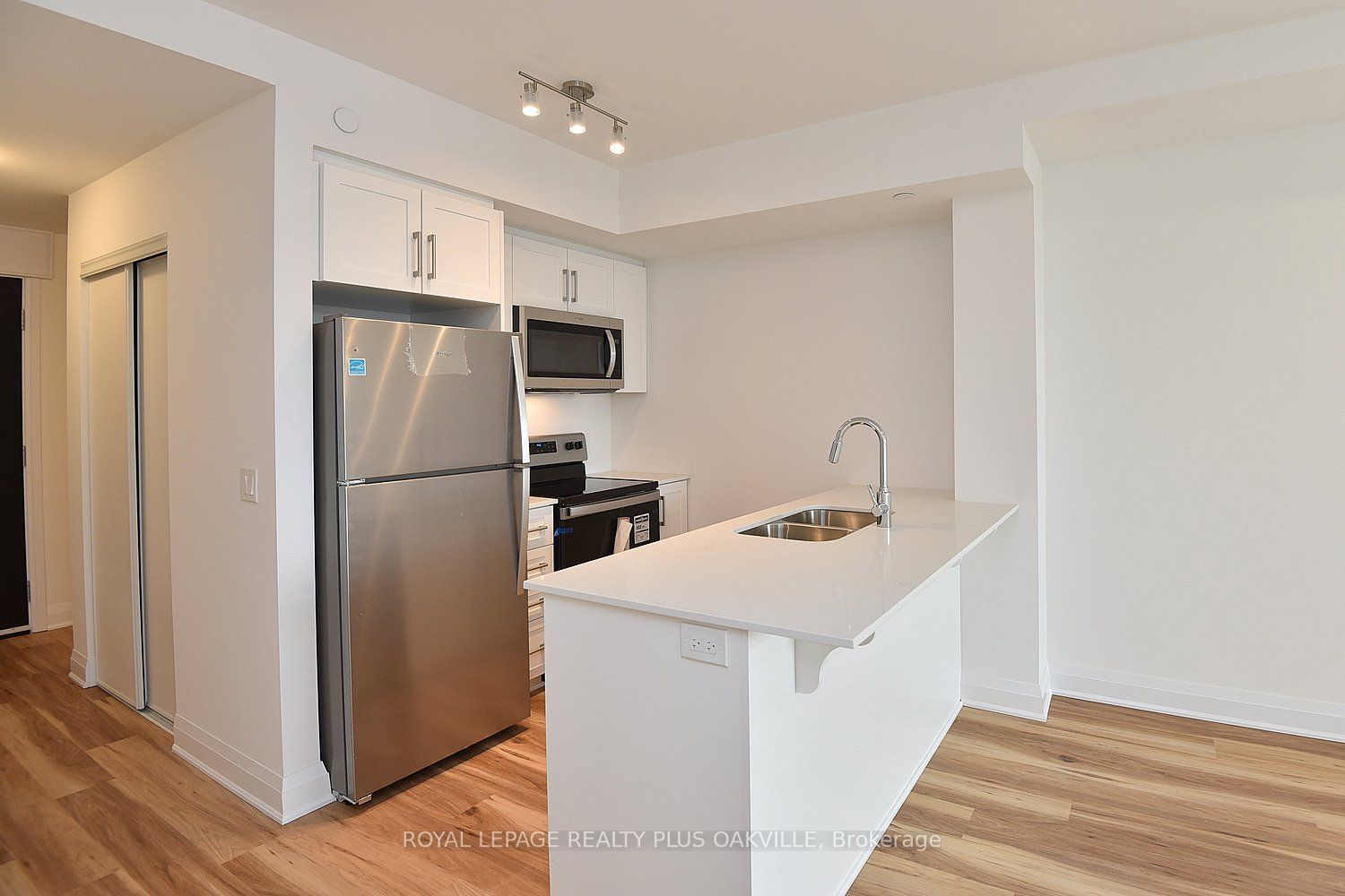 1936 Rymal Road E 422 Property Photo 16