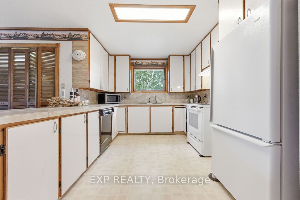 56 Lefty Lane Property Photo 16
