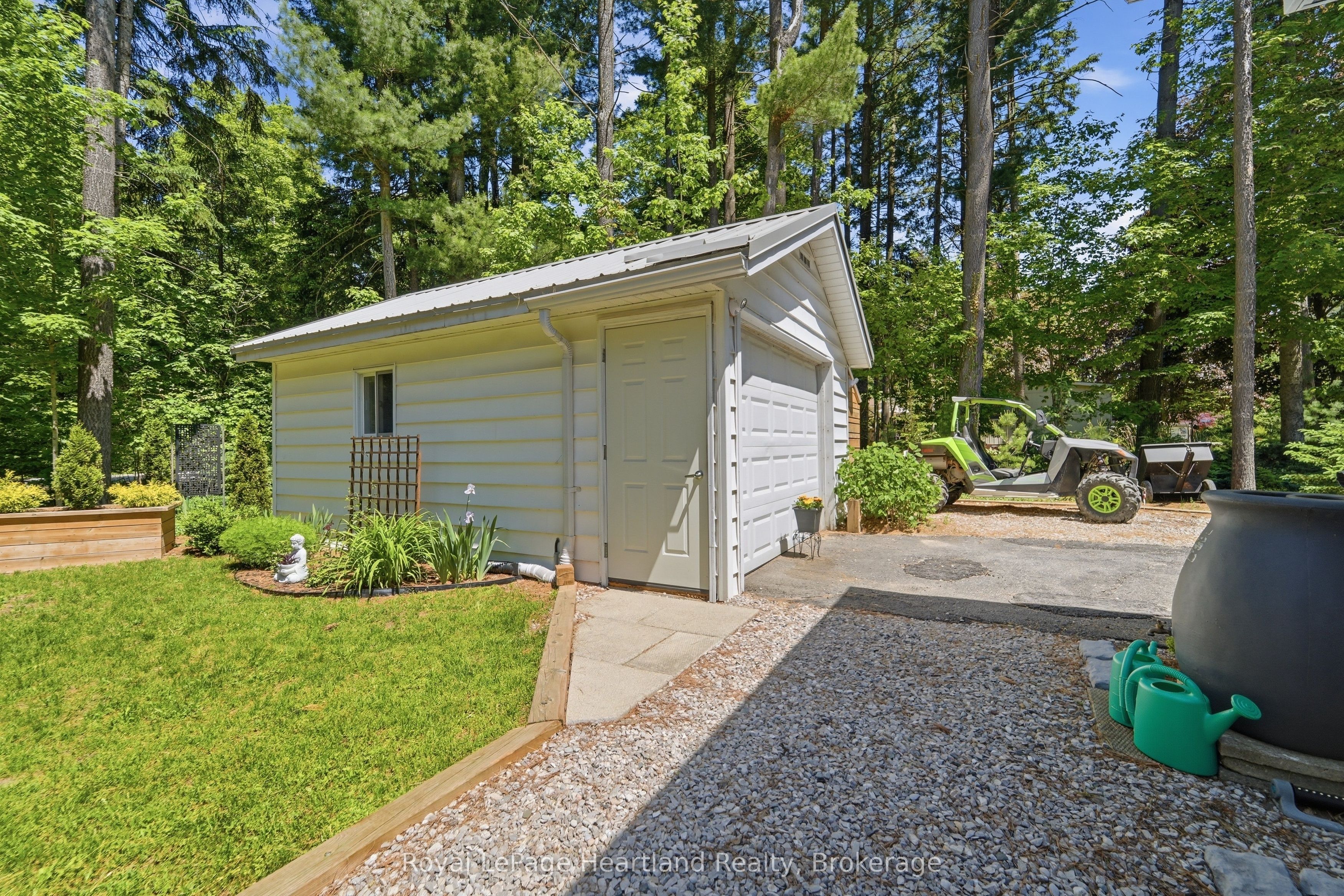 205 Chestnut Drive Property Photo 28