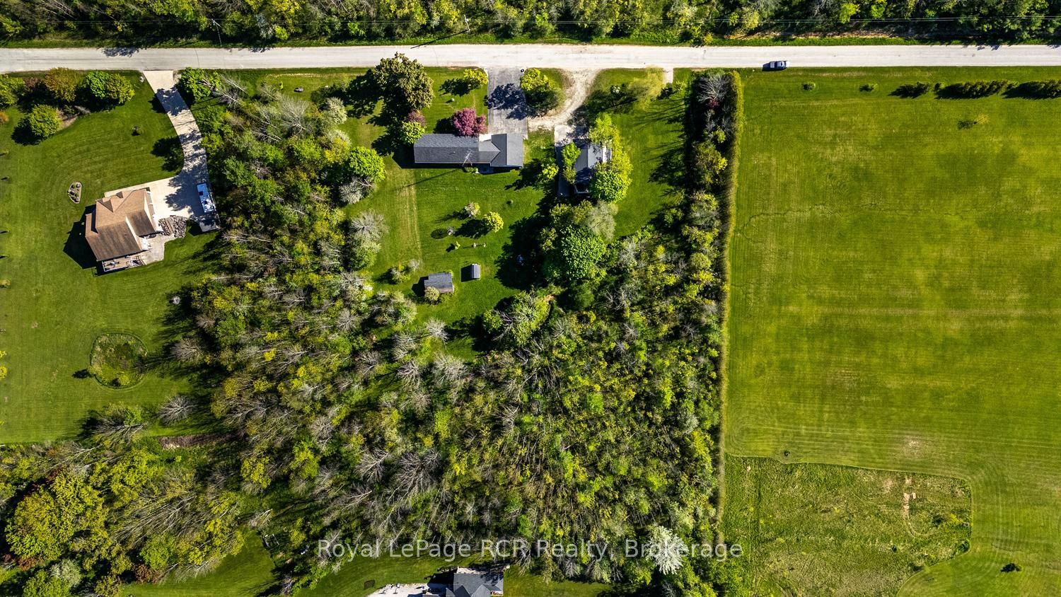 873 14th Street W Property Photo 4