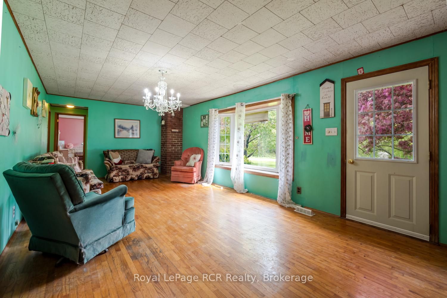 873 14th Street W Property Photo 11