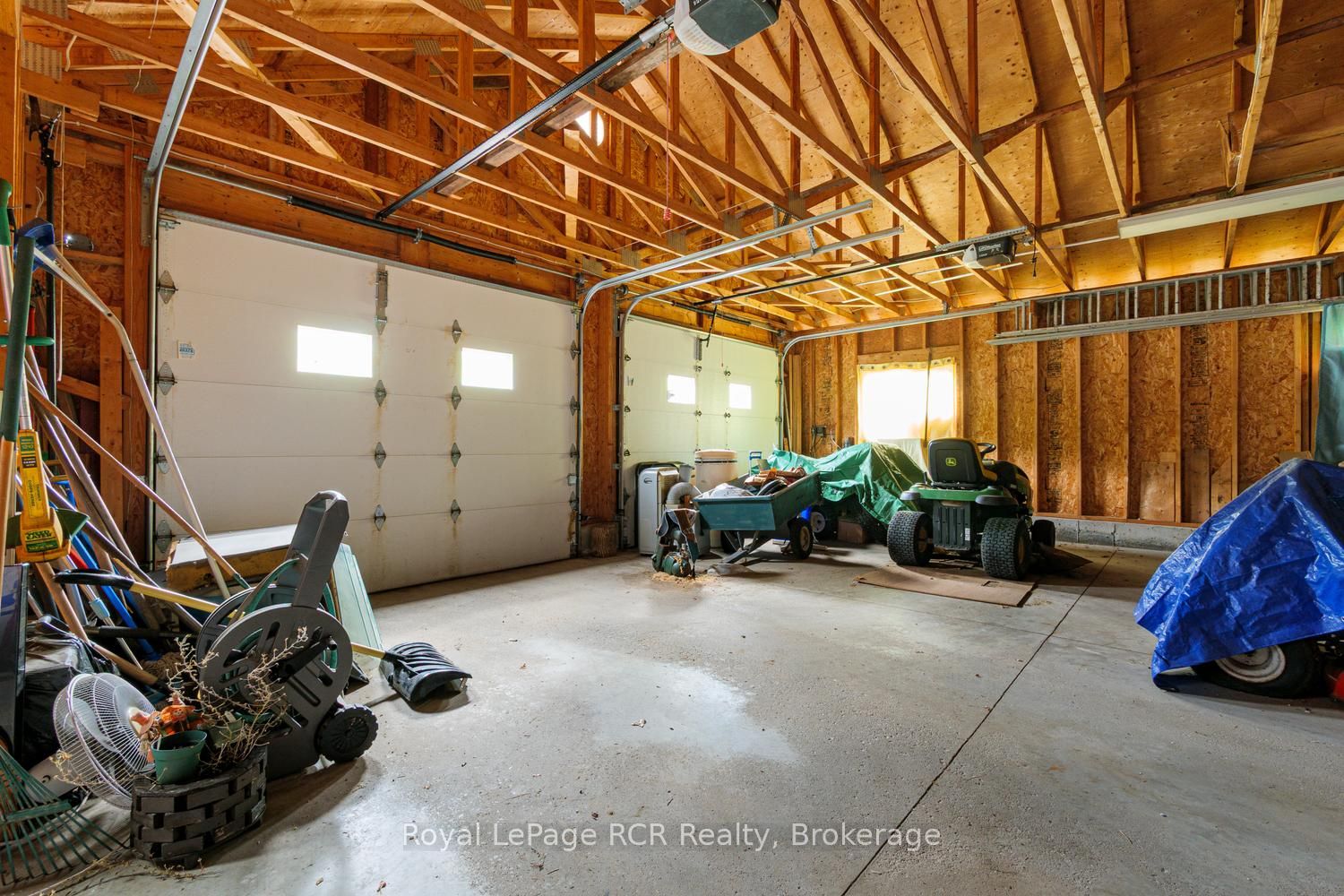 873 14th Street W Property Photo 27