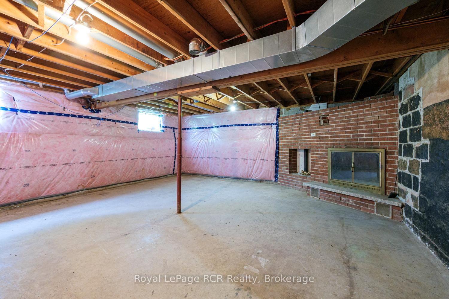 873 14th Street W Property Photo 34