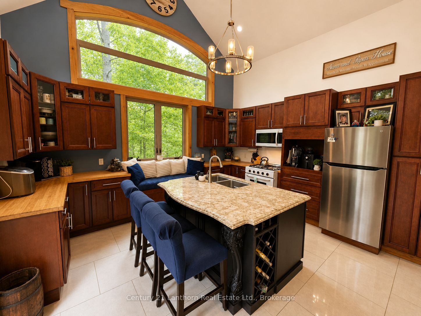 1045 Carnahan Lane Property Photo 11
