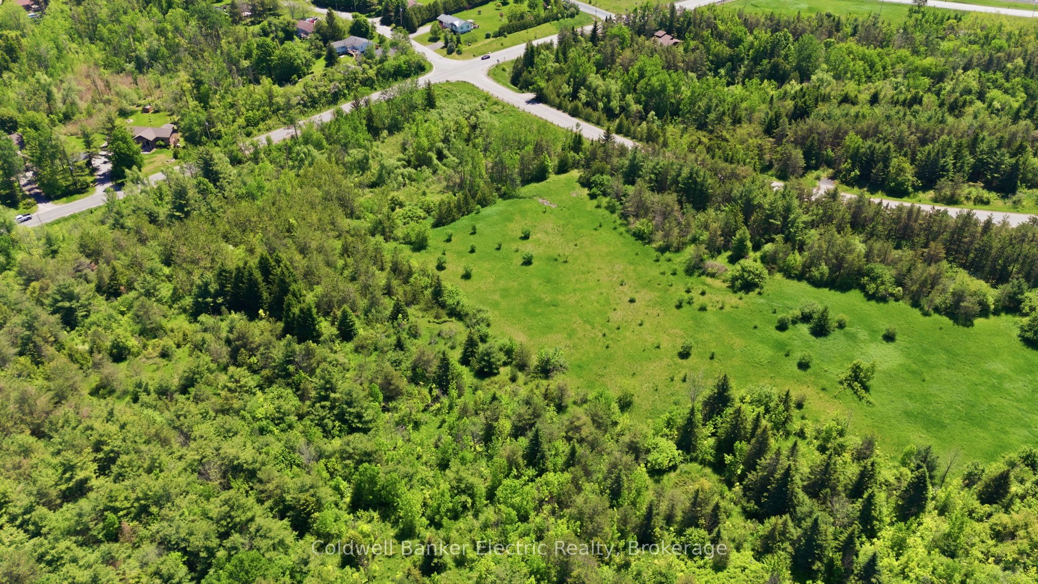 468 Fallis Line Property Photo 2