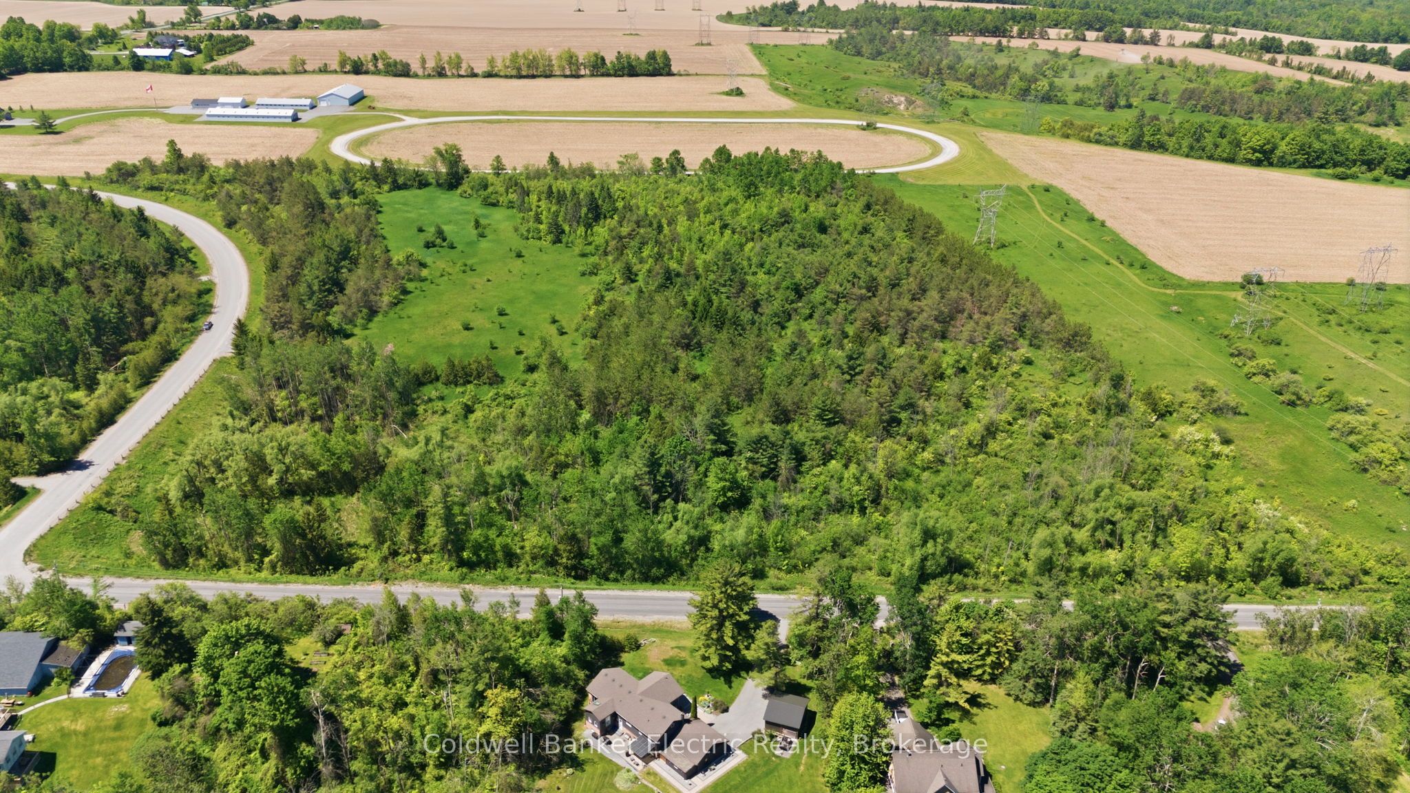 468 Fallis Line Property Photo 4