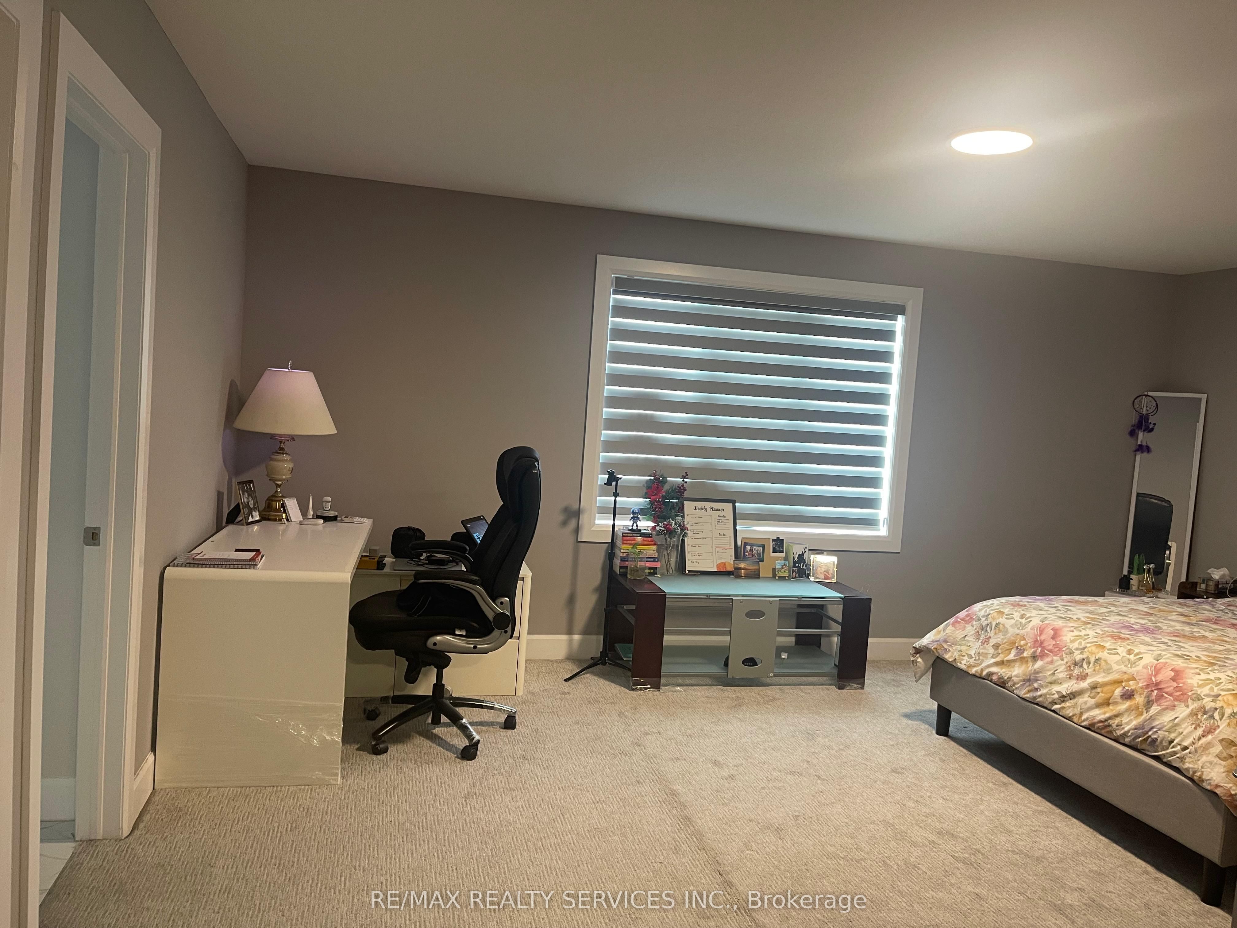 1573 Dylan Street Property Photo 9