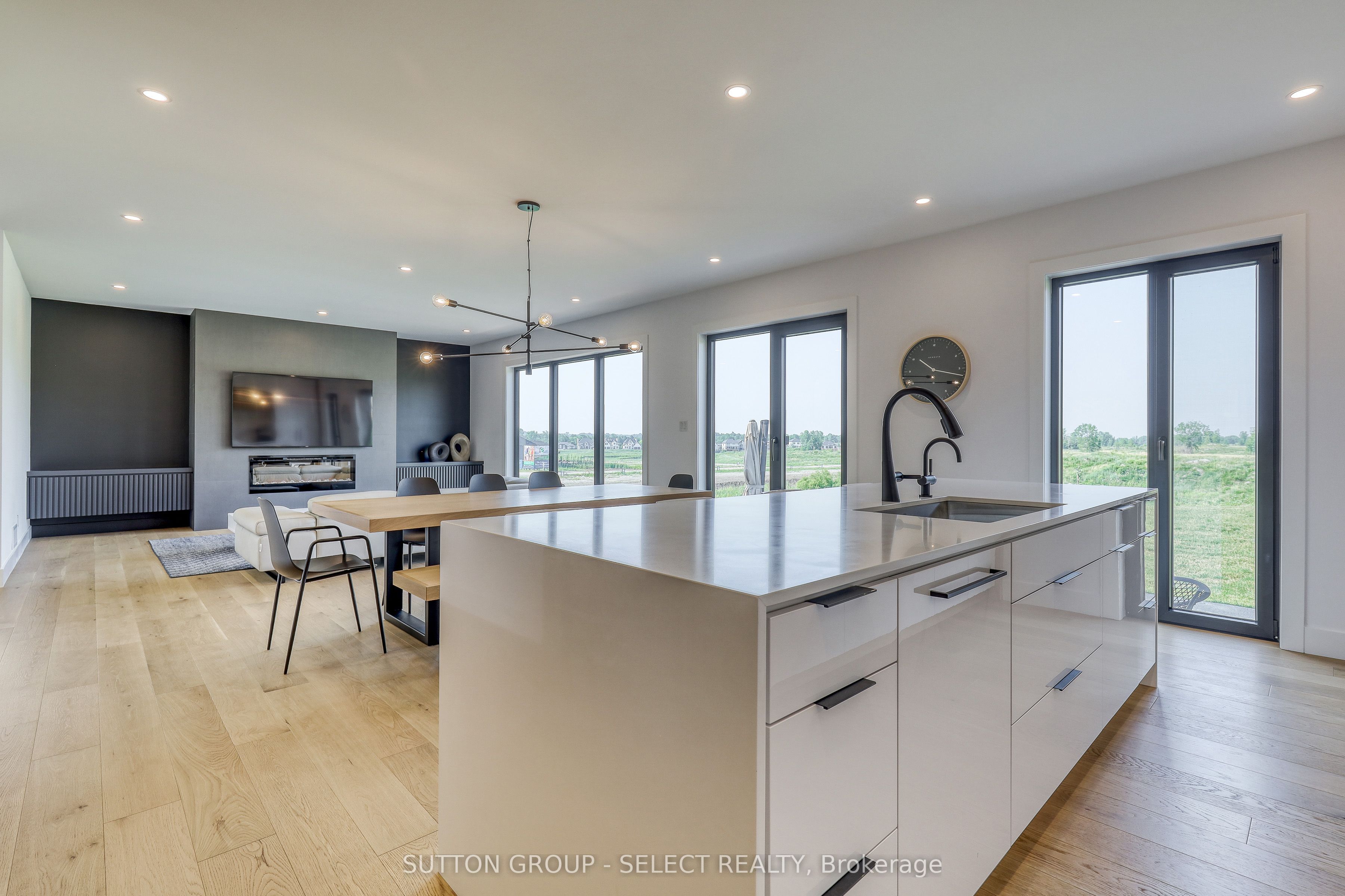 61 Crestview Drive Property Photo 18