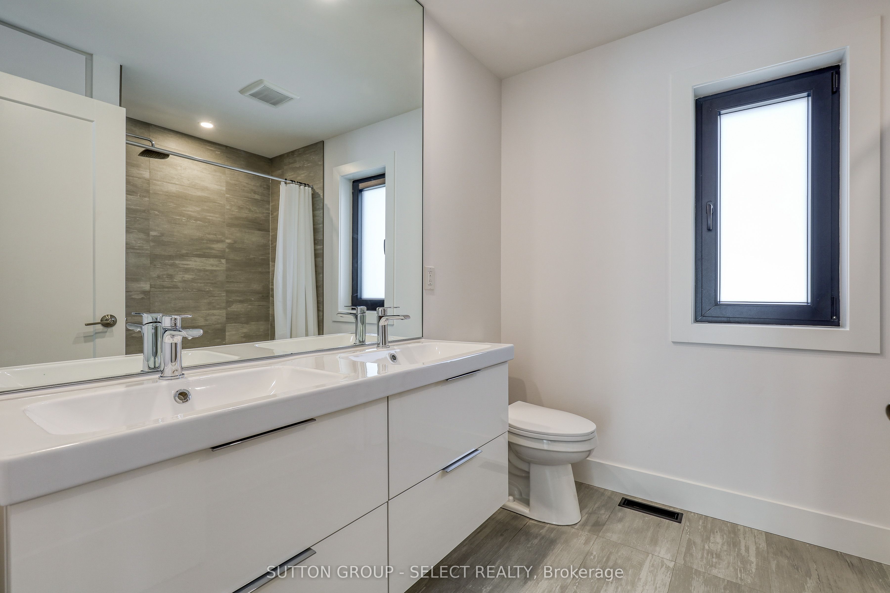 61 Crestview Drive Property Photo 30