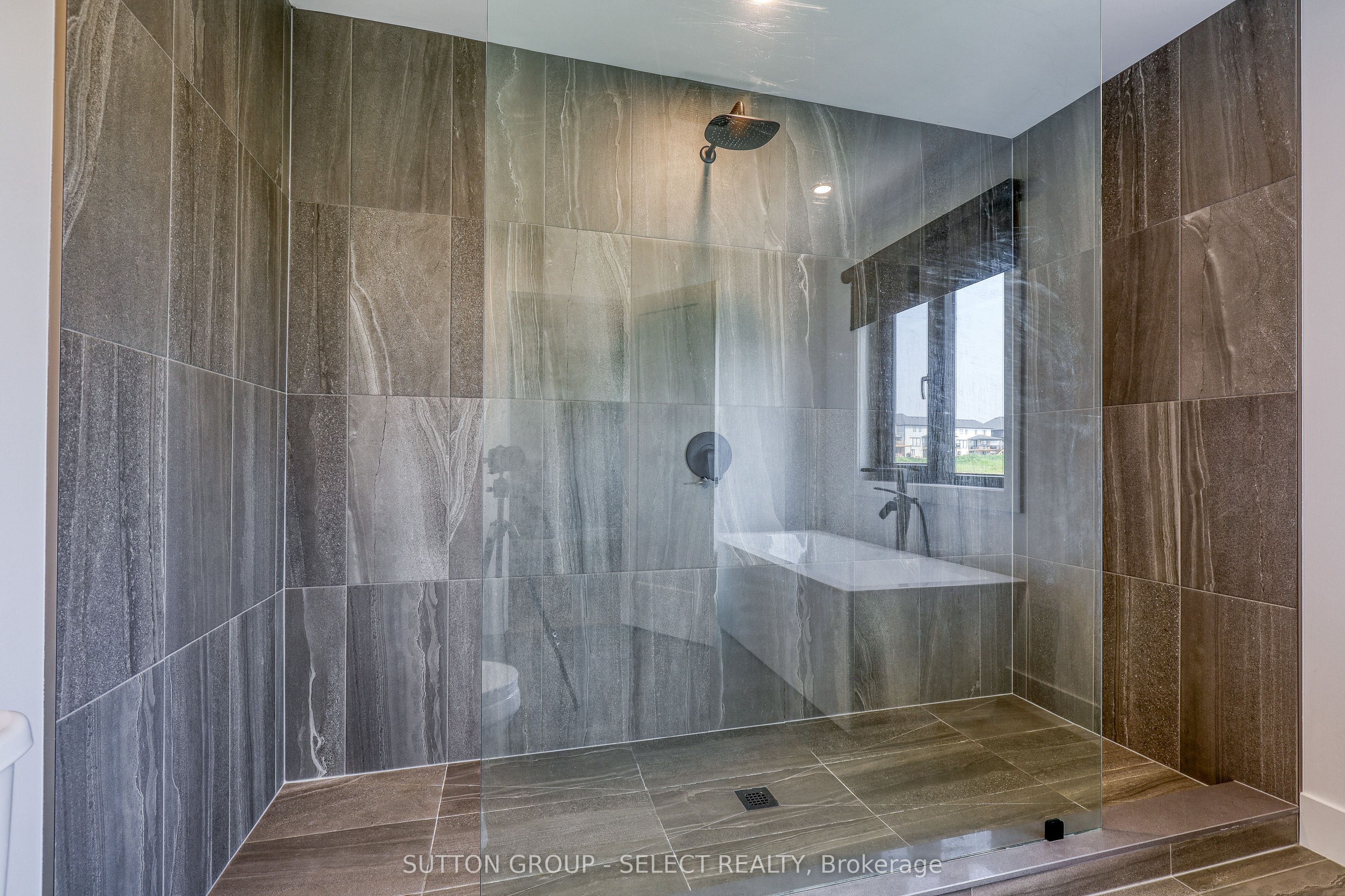 61 Crestview Drive Property Photo 42