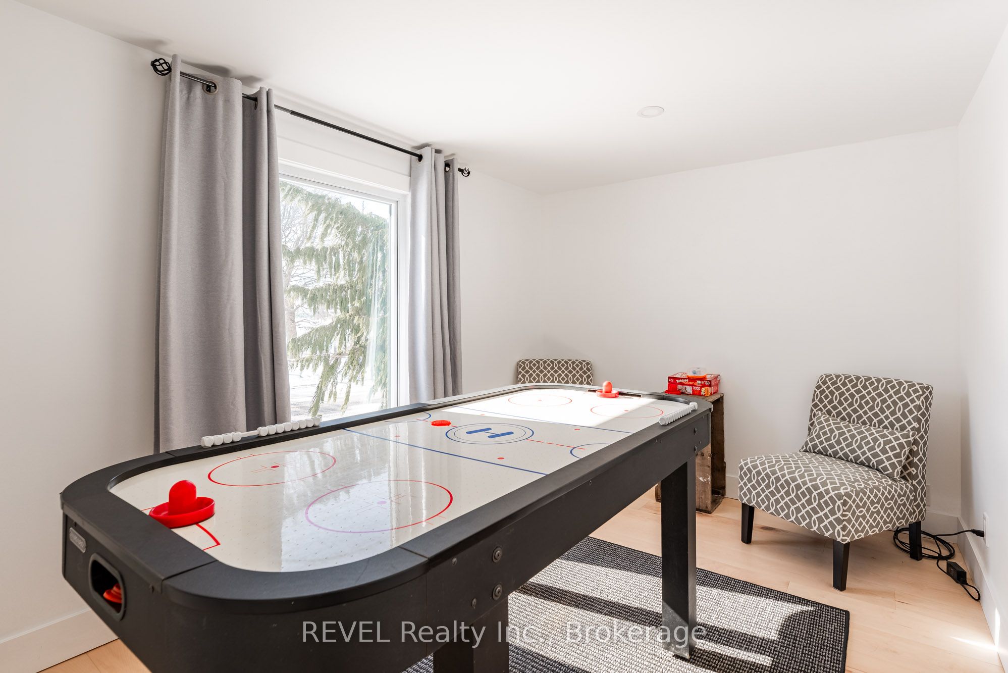 80 Lighthouse Drive Property Photo 11