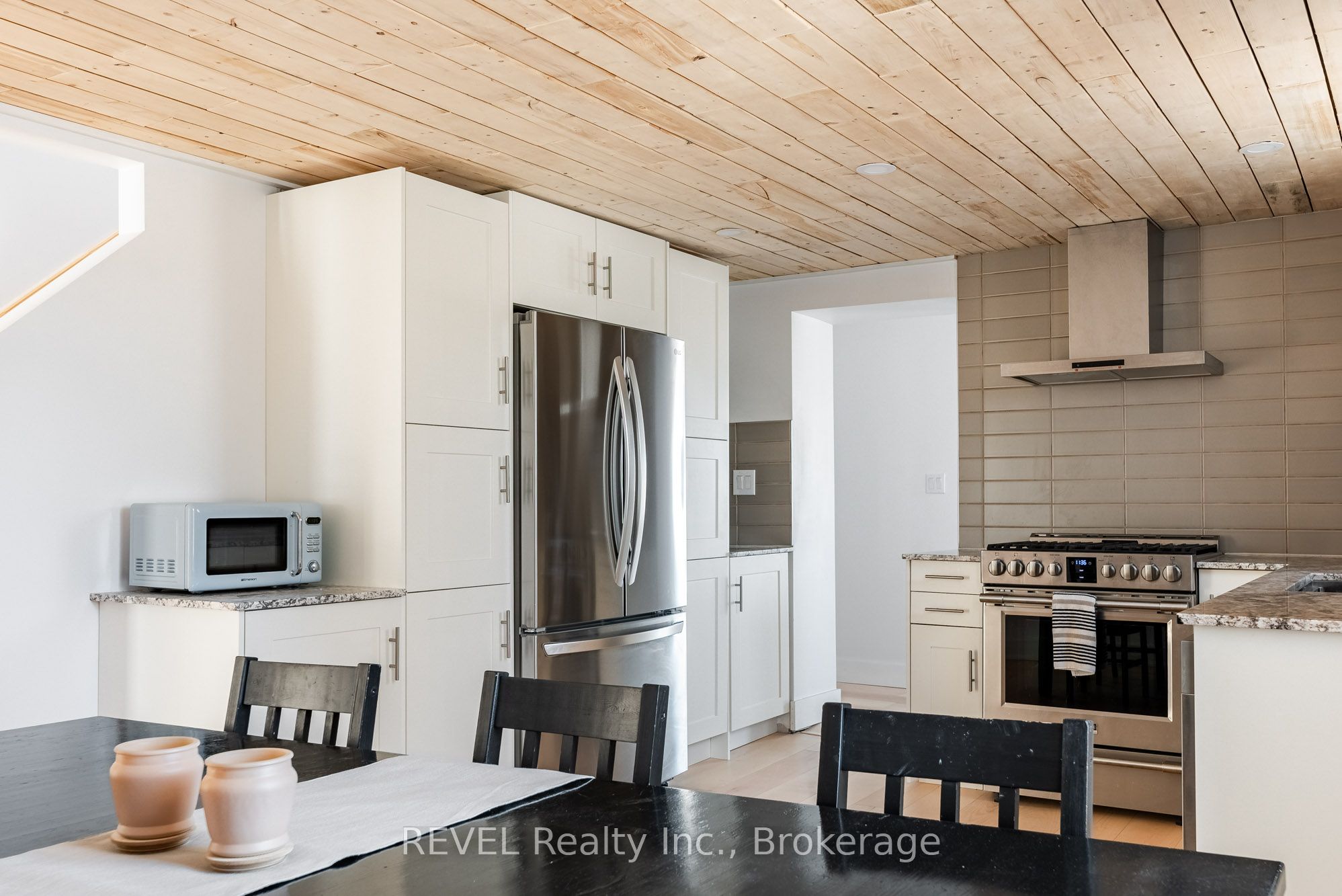 80 Lighthouse Drive Property Photo 15