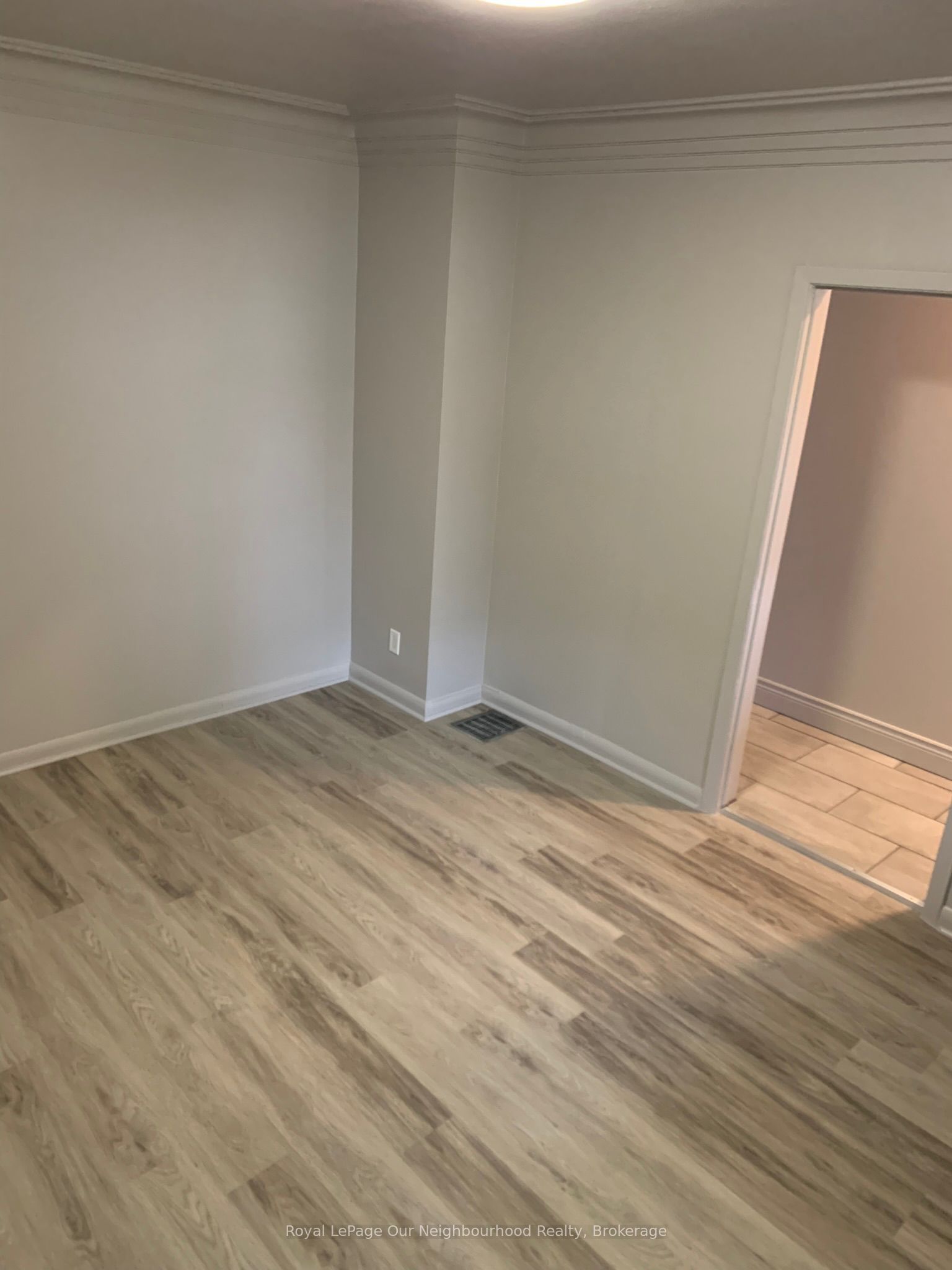 5749 Summer Street Property Photo 37