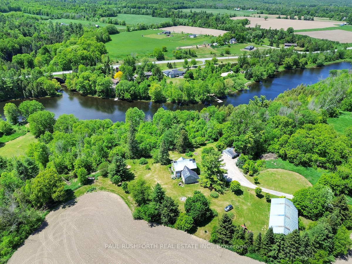 1453 Blakeney Road Property Photo 4