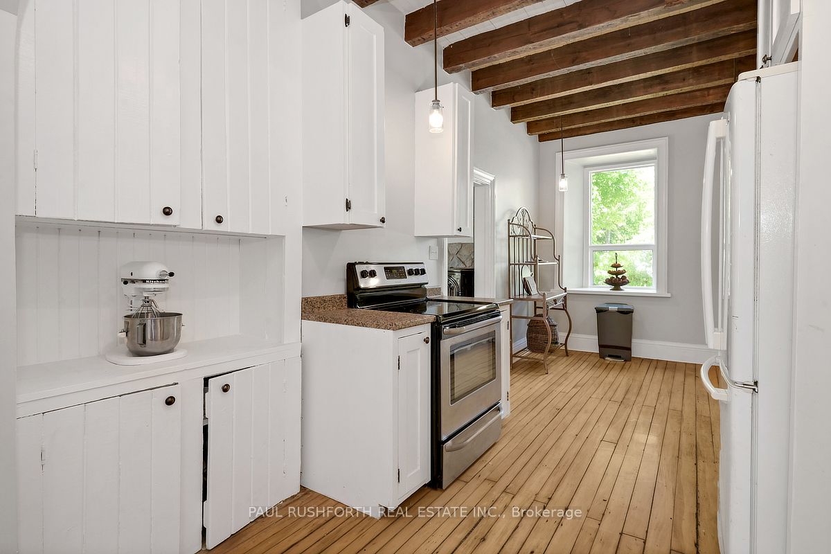 1453 Blakeney Road Property Photo 9