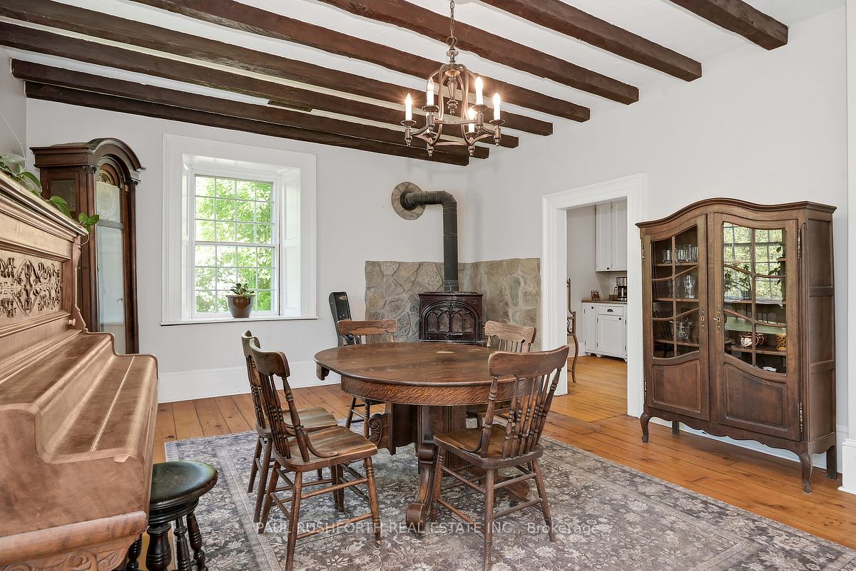 1453 Blakeney Road Property Photo 14