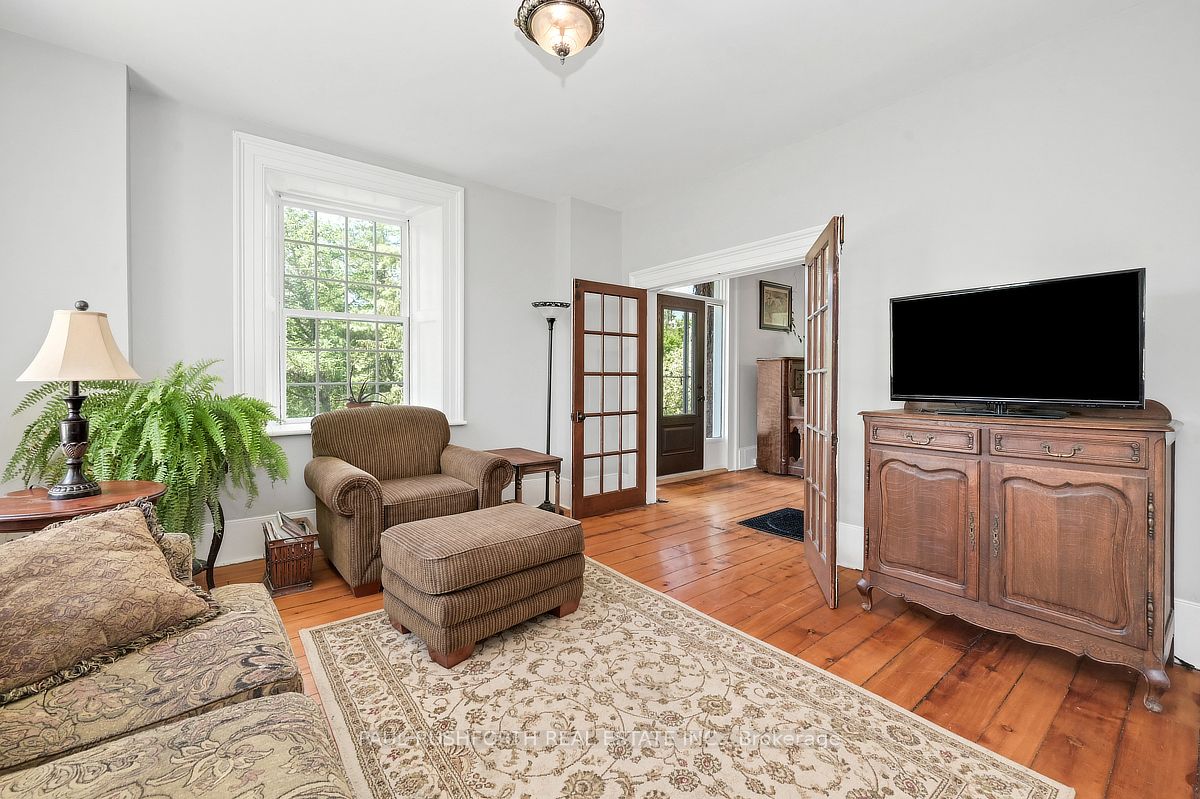 1453 Blakeney Road Property Photo 17