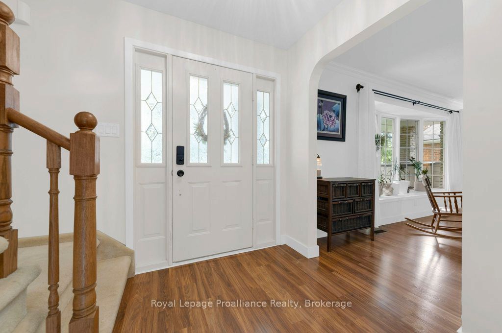 28 Briarwood Crescent Property Photo 6