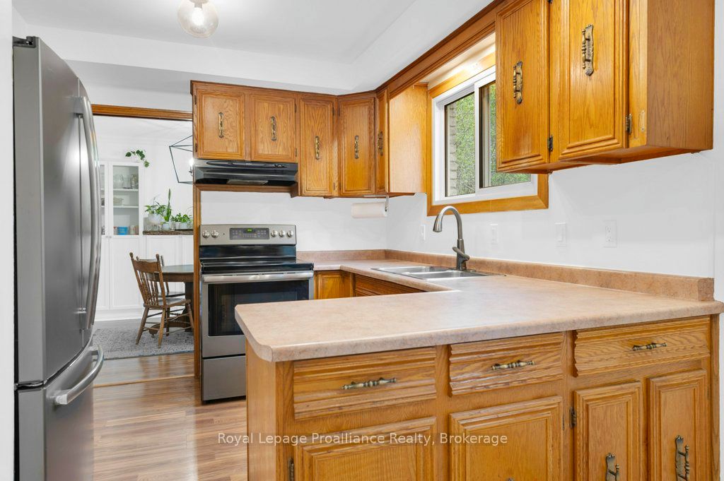 28 Briarwood Crescent Property Photo 15