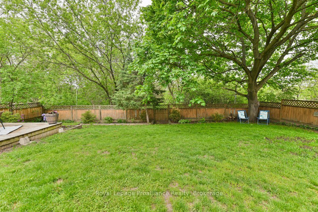 28 Briarwood Crescent Property Photo 40