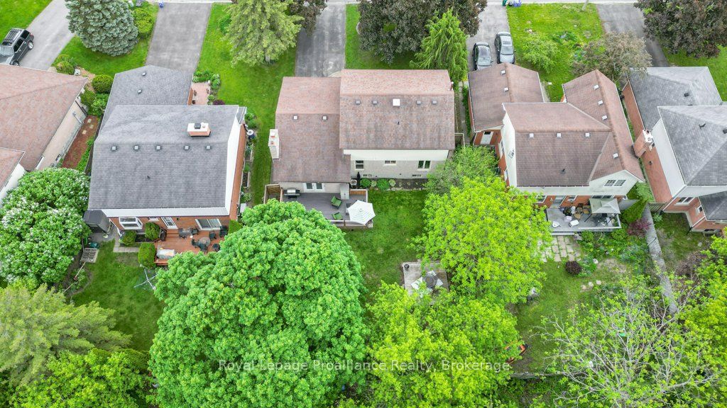 28 Briarwood Crescent Property Photo 47