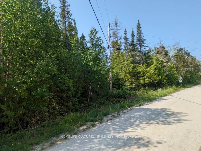 105 Corey Crescent Property Photo 1