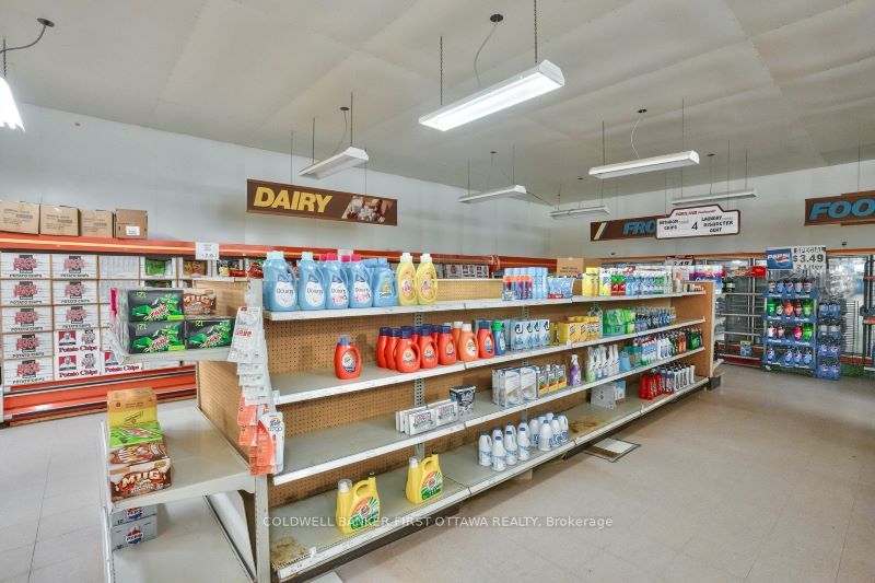 28 Colborne Street Property Photo 7