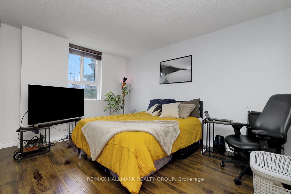 2000 Jasmine Crescent 210 Property Photo 12