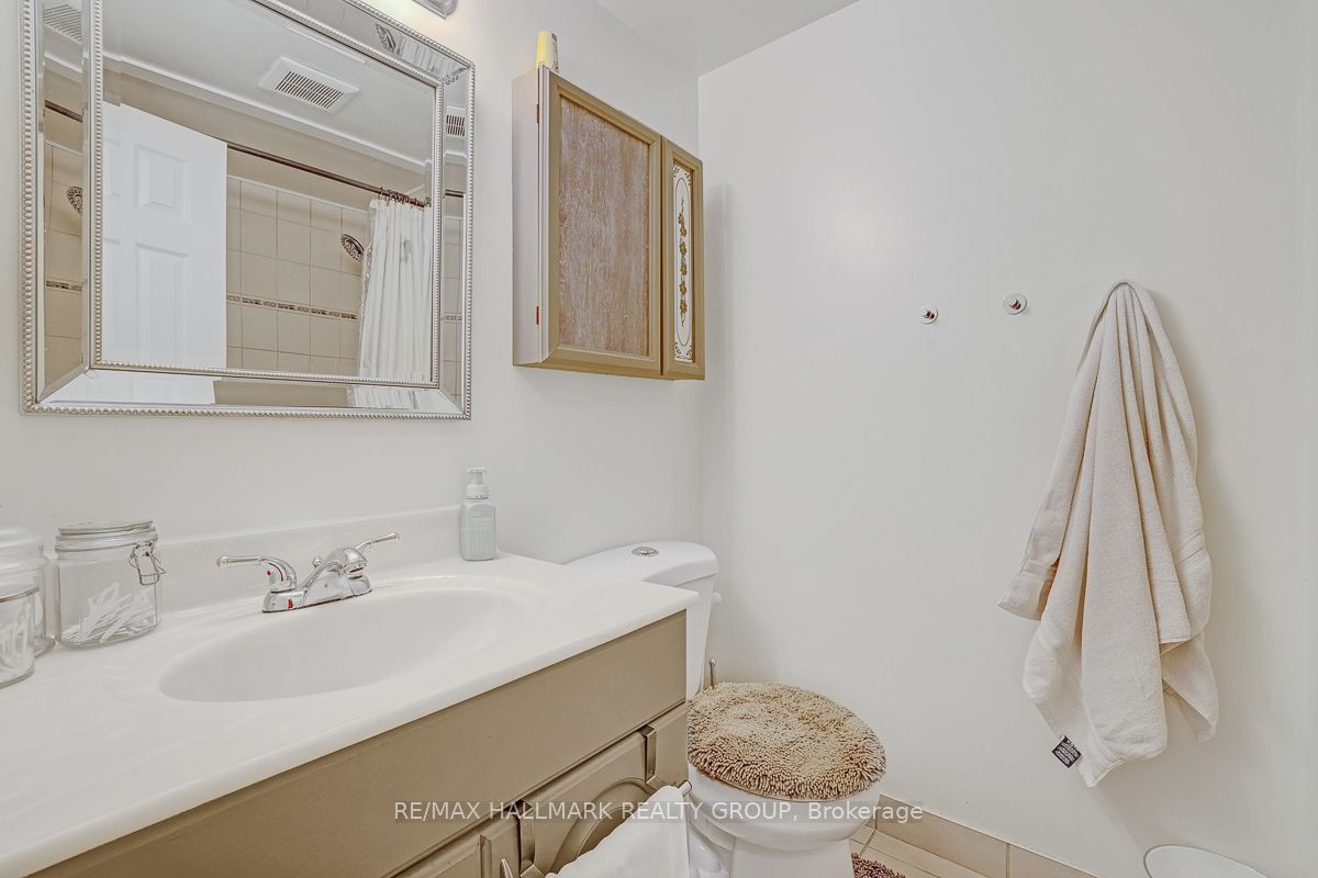 2000 Jasmine Crescent 210 Property Photo 17