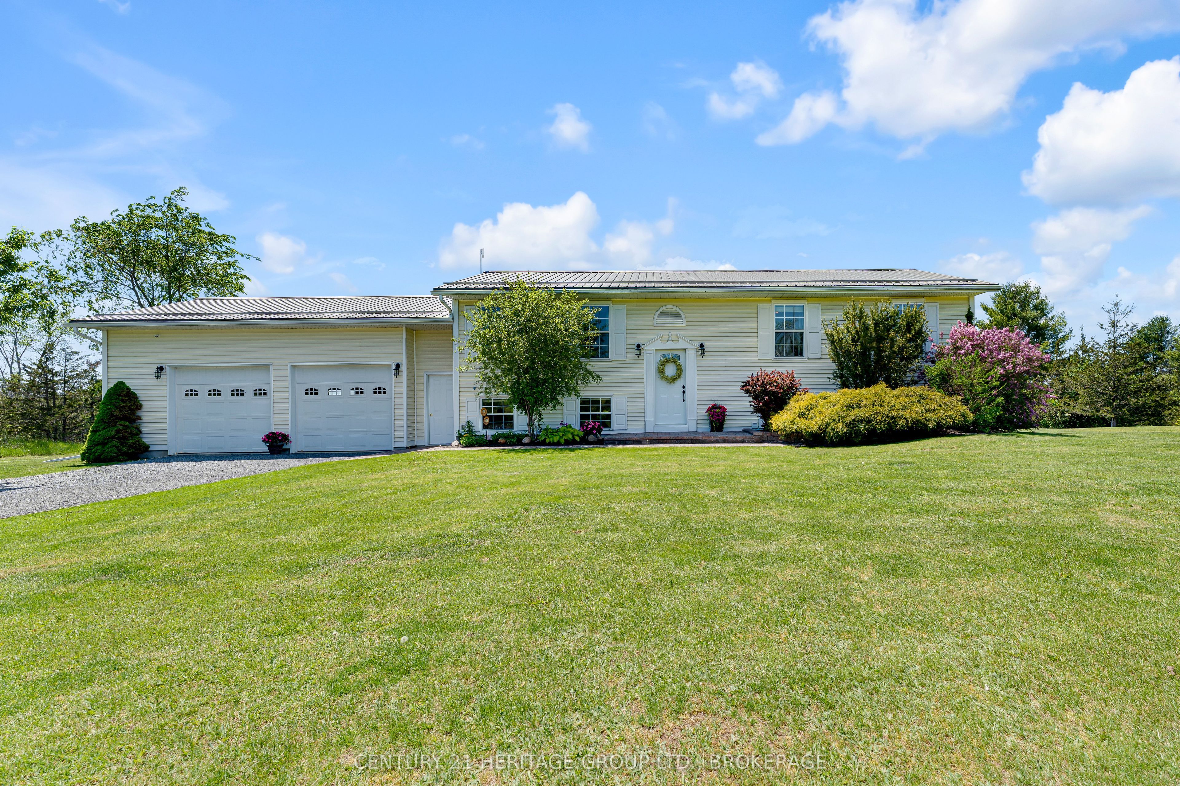 120 Pinecrest Road S Property Photo 1