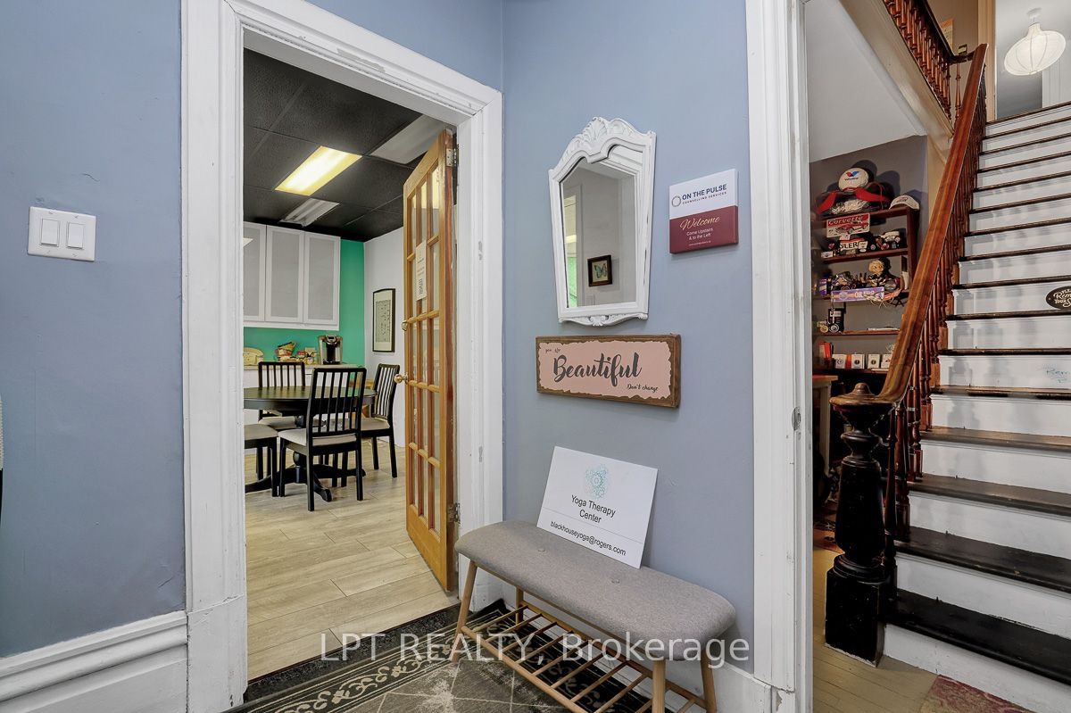 8197 Victoria Street Property Photo 25