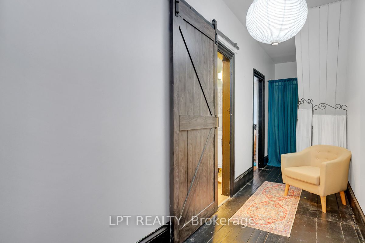 8197 Victoria Street Property Photo 16