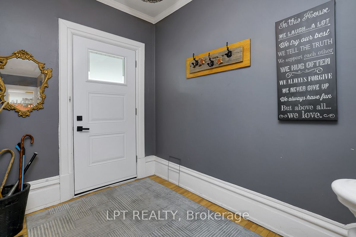 8197 Victoria Street Property Photo 19