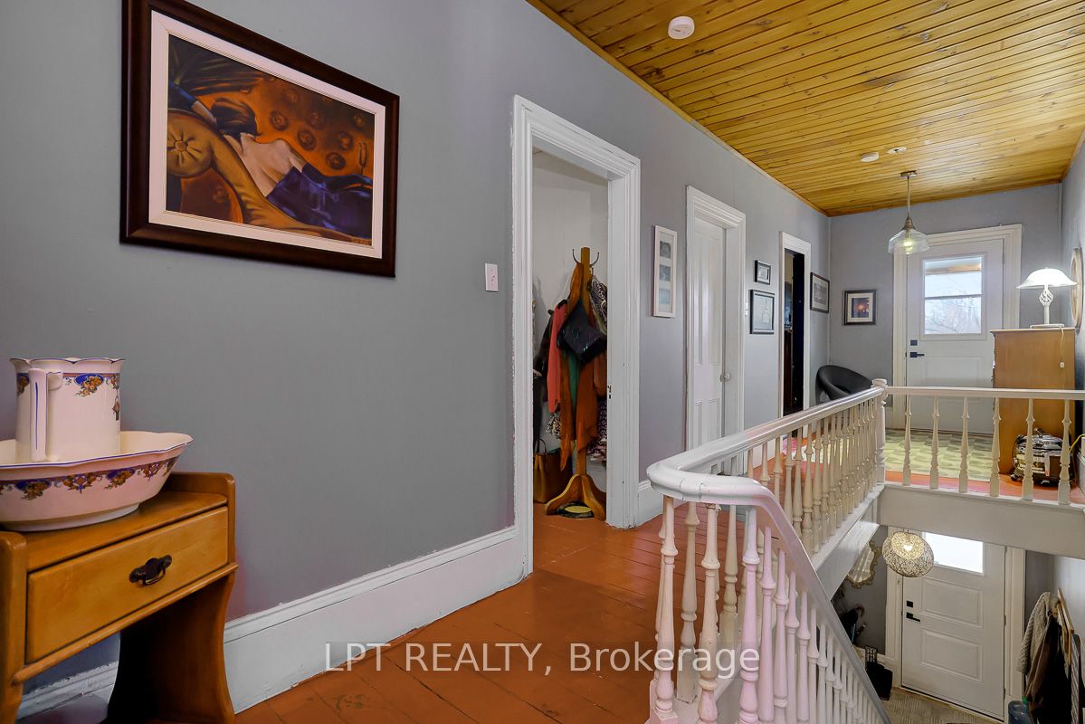 8197 Victoria Street Property Photo 29